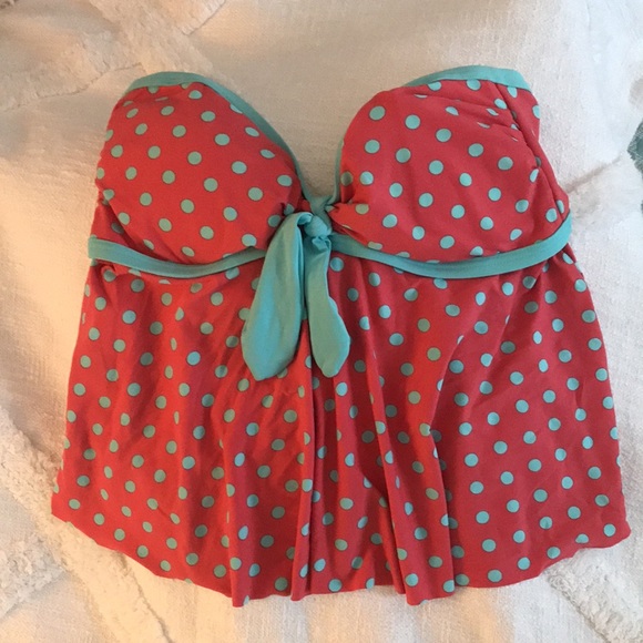 Swimsuit-Top is size M/L- Bottoms Large - Picture 2 of 6